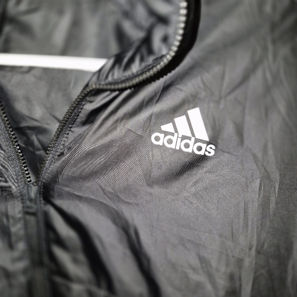 Adidas Essentials Insulated Hooded Jacket Black Sz.S - Picture 8 of 12